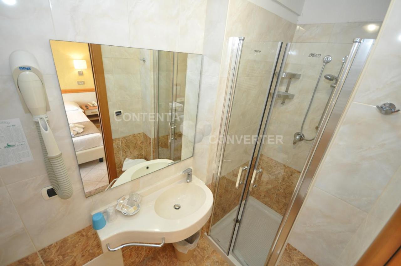 Hotel Adriatic&Beauty Rimini Buitenkant foto