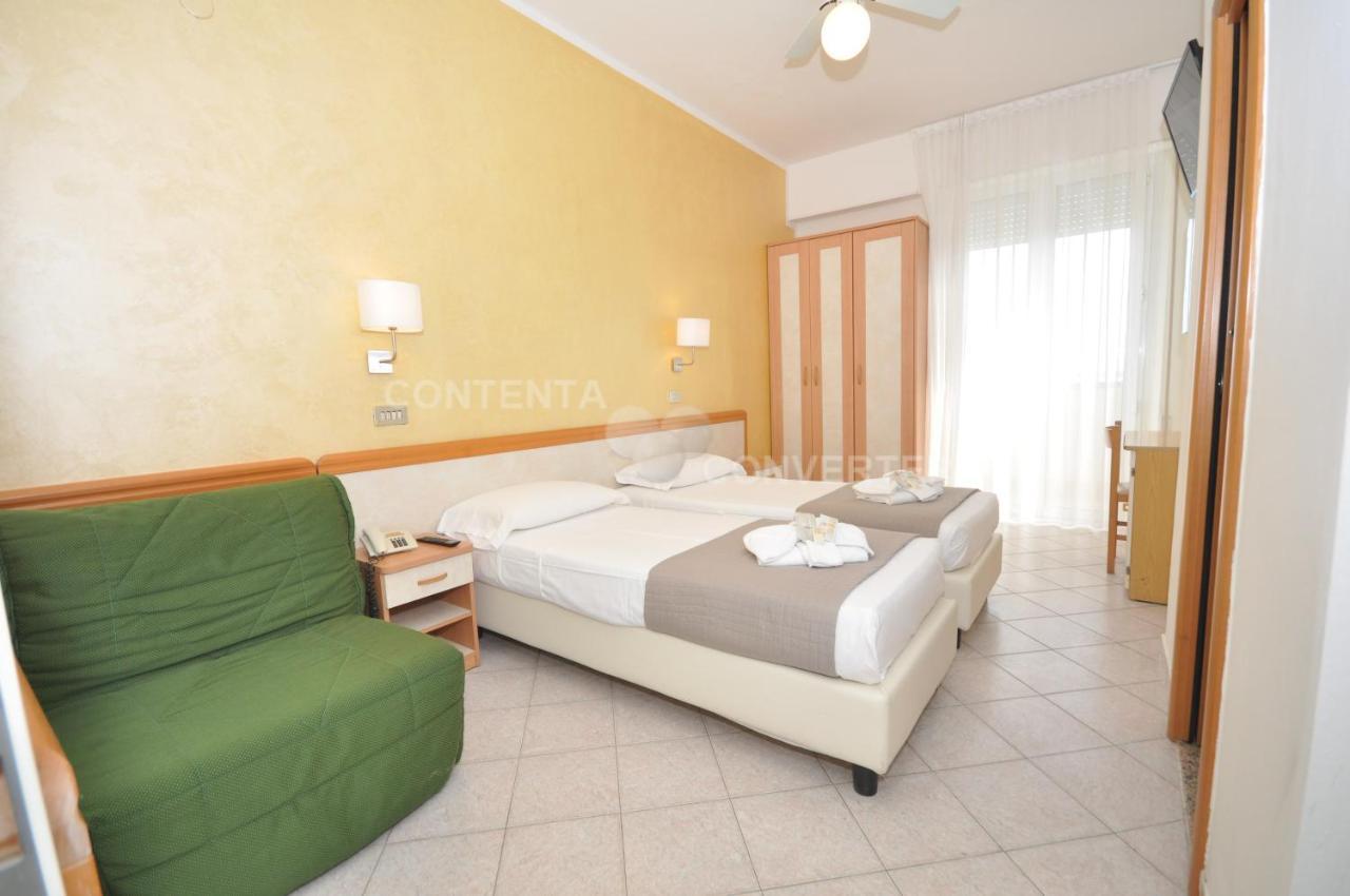 Hotel Adriatic&Beauty Rimini Buitenkant foto