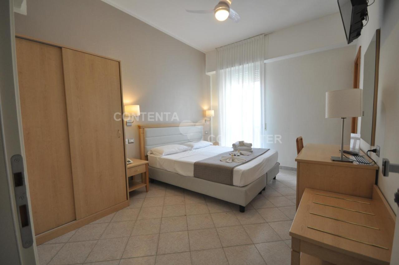Hotel Adriatic&Beauty Rimini Buitenkant foto