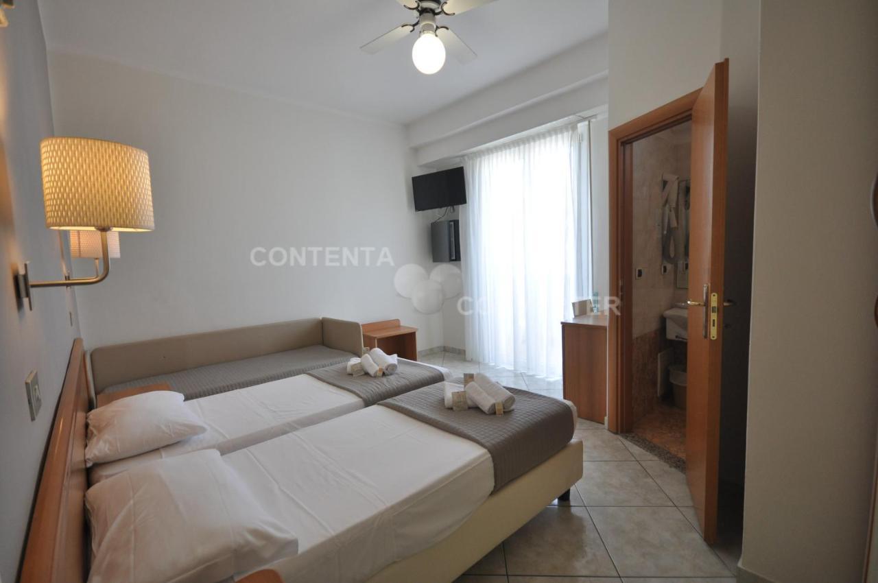 Hotel Adriatic&Beauty Rimini Buitenkant foto