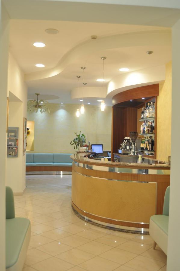 Hotel Adriatic&Beauty Rimini Buitenkant foto