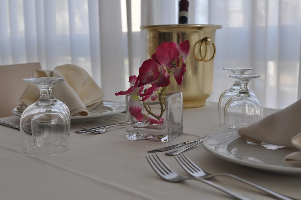 Hotel Adriatic&Beauty Rimini Buitenkant foto