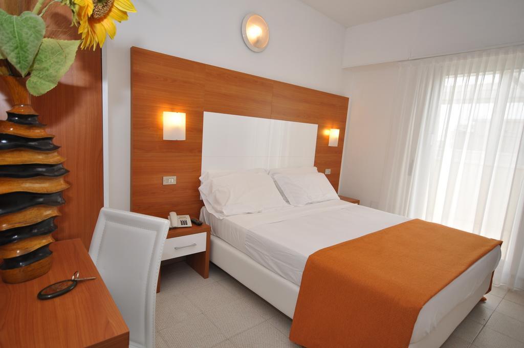 Hotel Adriatic&Beauty Rimini Buitenkant foto