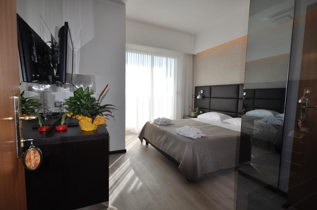 Hotel Adriatic&Beauty Rimini Buitenkant foto