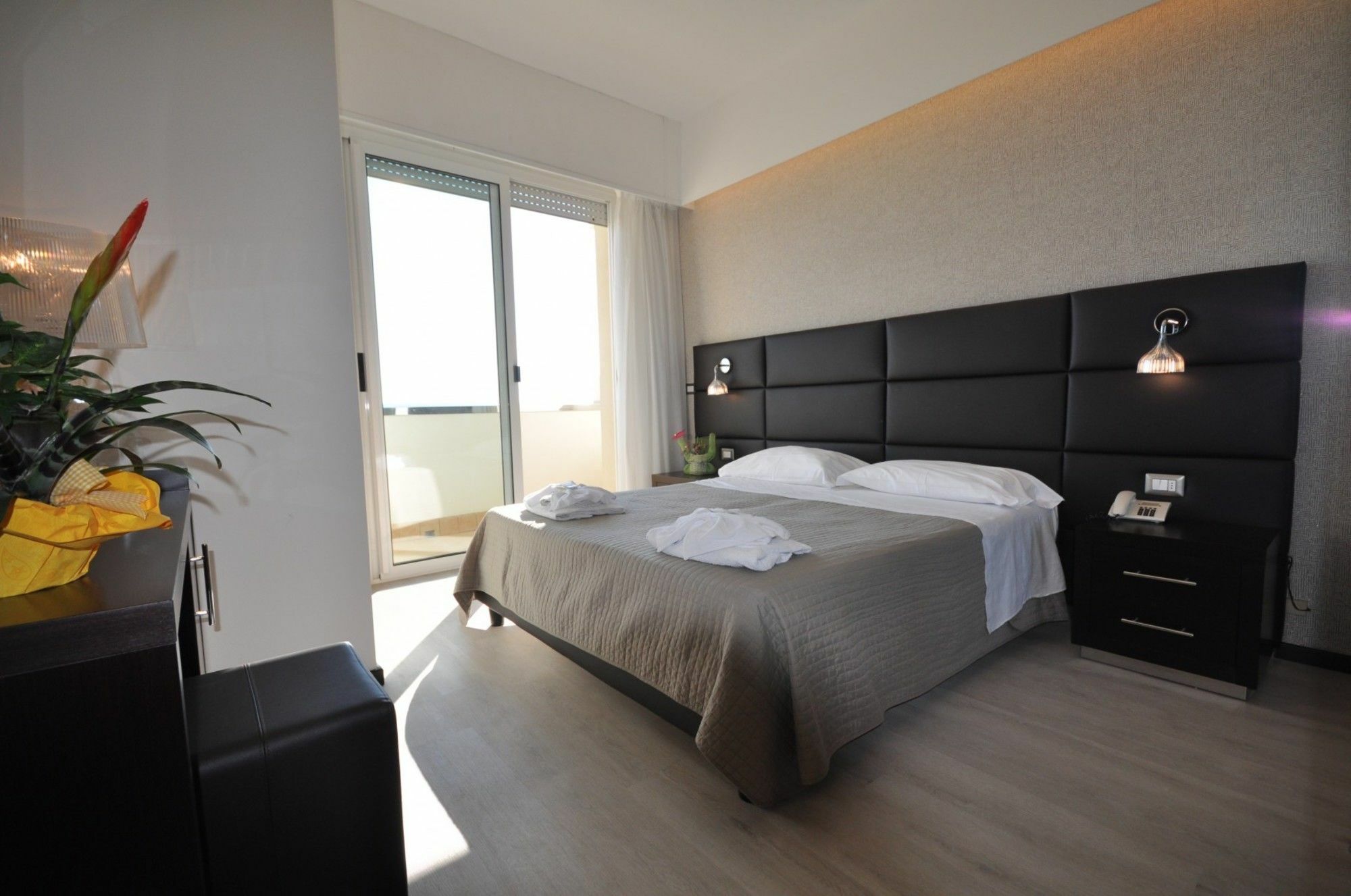 Hotel Adriatic&Beauty Rimini Buitenkant foto